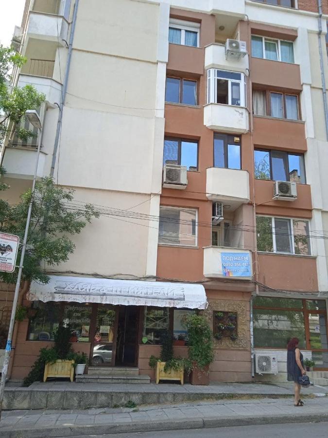 Джессика Апартмент Veliko Tarnovo Exterior photo